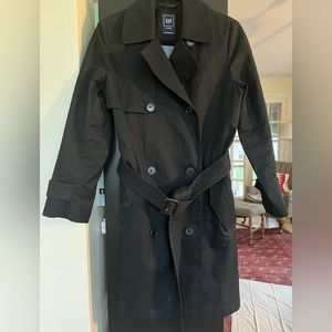 GAP Women’s Trenchcoat